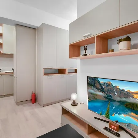 The Little Studio Bukareszt
